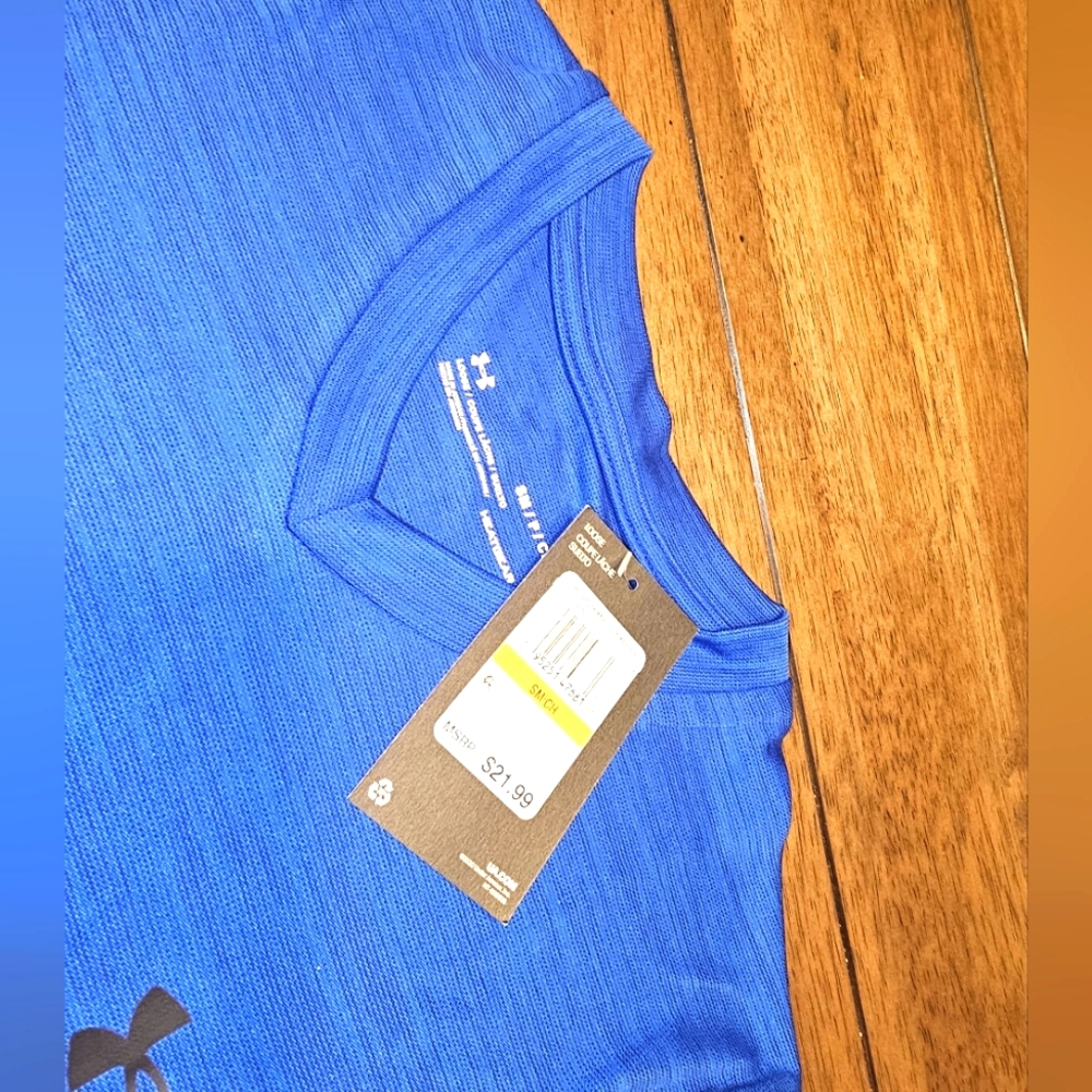 Under Armour Loose Fit Blue T-Shirt